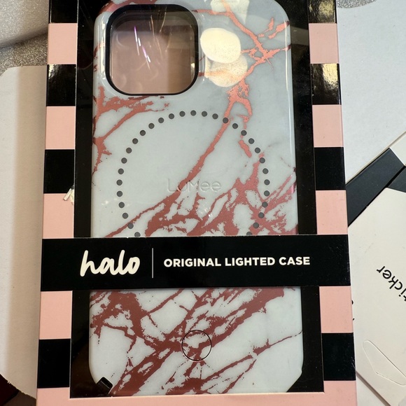 *Bundle* iPhone 12 or 13 pro max case - Picture 5 of 6